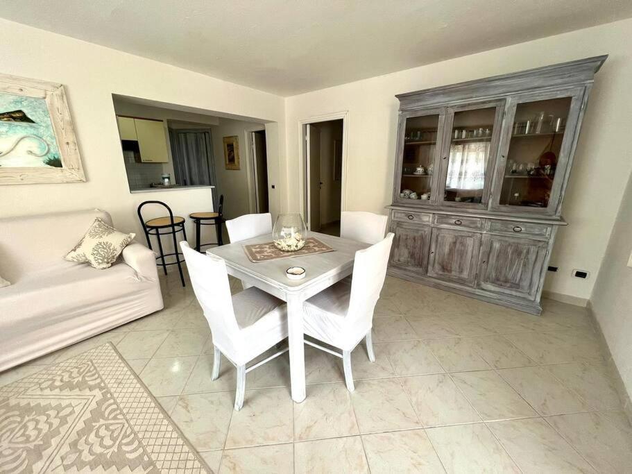 A Apartment Golfo Aranci